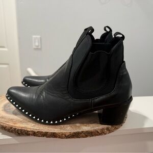 Cape Robbin Ankle Booties! Size 11